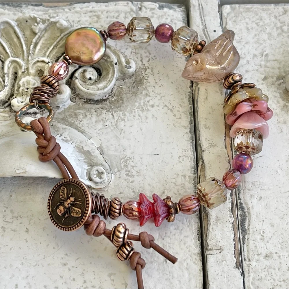 ARTISAN Bracelet “Champagne and Roses”